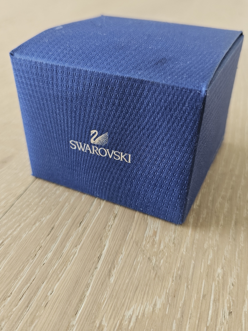 Swarovski Navy Gift Box and Certificate Set - Picture 7 of 7
